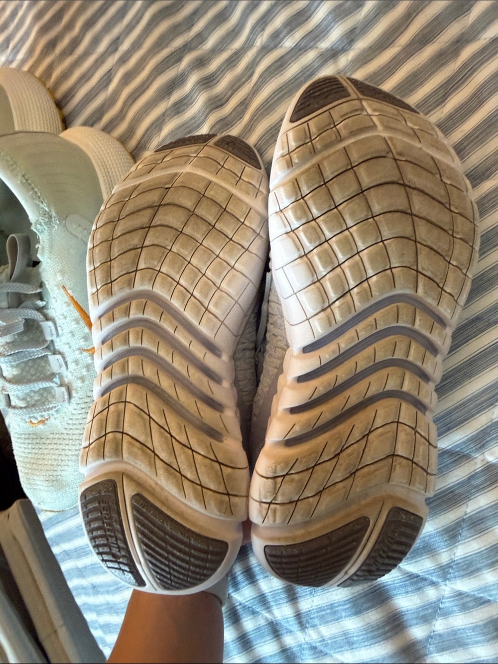 Nike *2 pairs* Mint Green Knit Sneakers - Picture 8 of 10